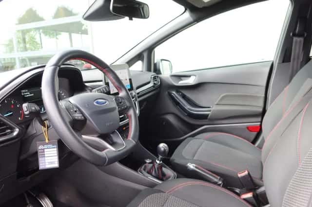 Ford Fiesta (2019) thumbnail 6
