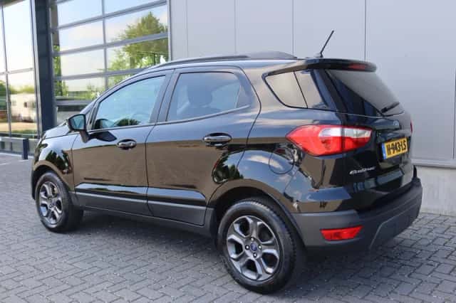Ford EcoSport (2018) thumbnail 4