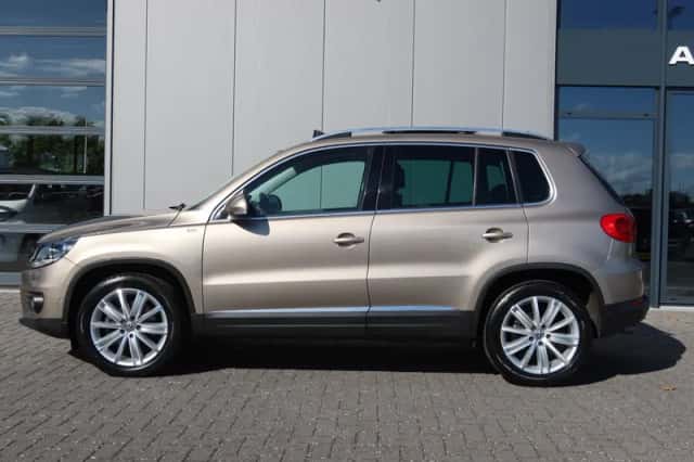 Volkswagen Tiguan (2014) thumbnail 3