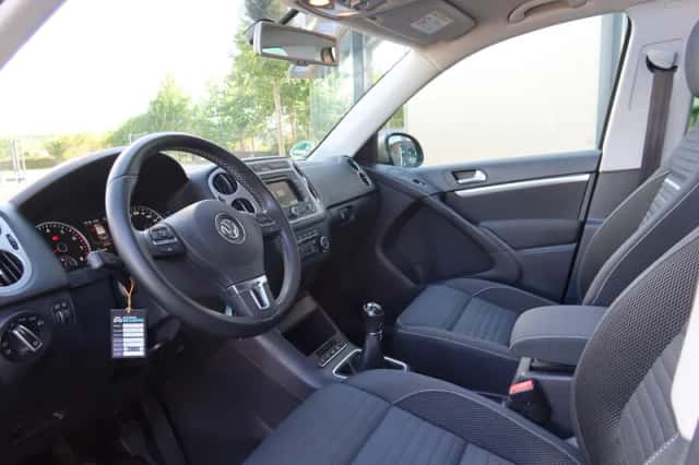 Volkswagen Tiguan (2014) thumbnail 6