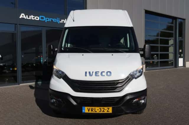 Iveco Daily (2022) thumbnail 2