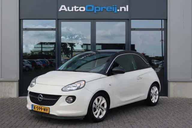 Opel Adam (2017) thumbnail 1
