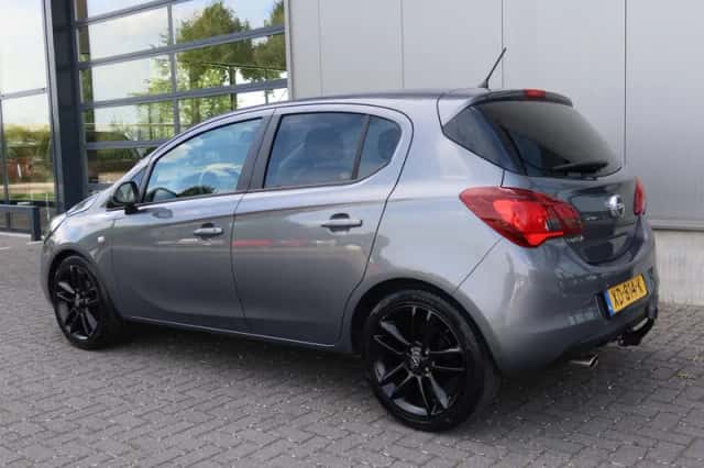Opel Corsa (2015) thumbnail 4