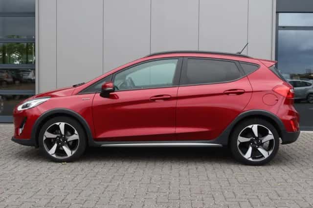 Ford Fiesta (2020) thumbnail 3