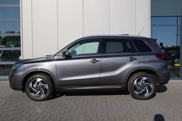 Suzuki Vitara (2026) thumbnail 3