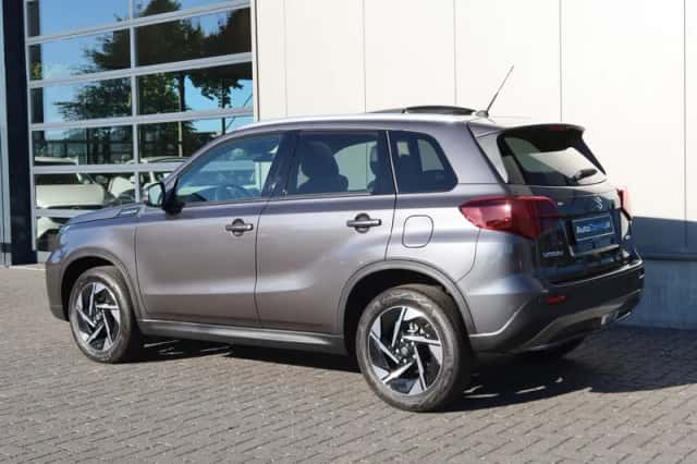 Suzuki Vitara (2026) thumbnail 4