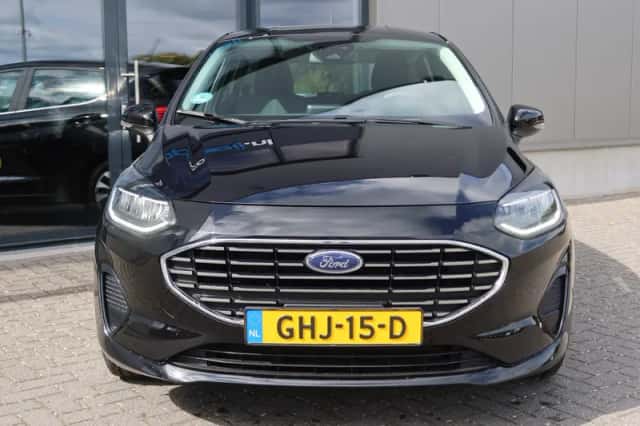 Ford Fiesta (2023) thumbnail 2