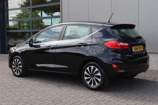Ford Fiesta (2023) thumbnail 4