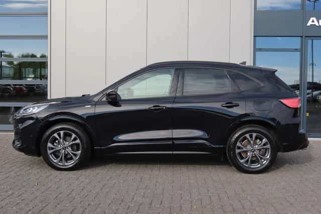 Ford Kuga (2023) thumbnail 3