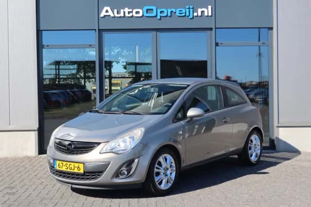 Opel Corsa (2011) thumbnail 1