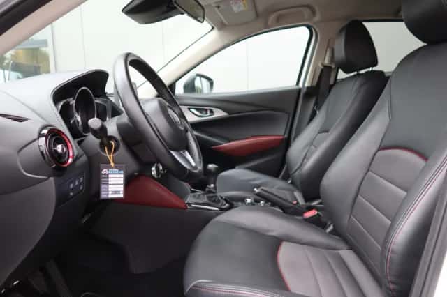 Mazda CX-3 (2016) thumbnail 5