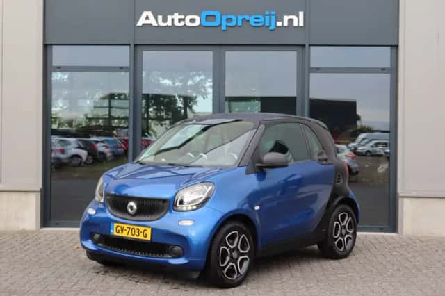 Smart ForTwo (2015) thumbnail 1