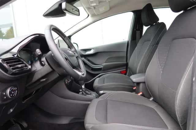 Ford Fiesta (2019) thumbnail 5