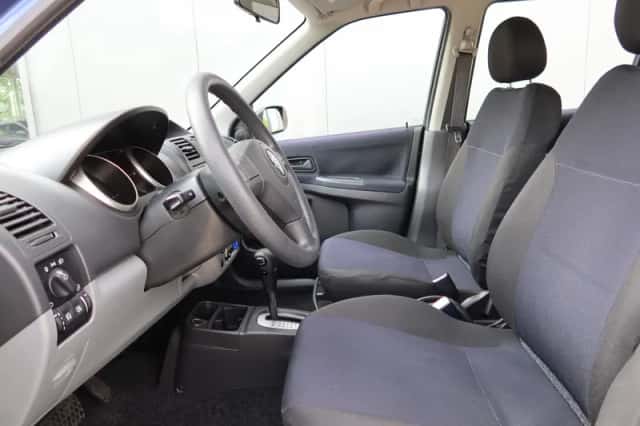 Suzuki Ignis (2004) thumbnail 5