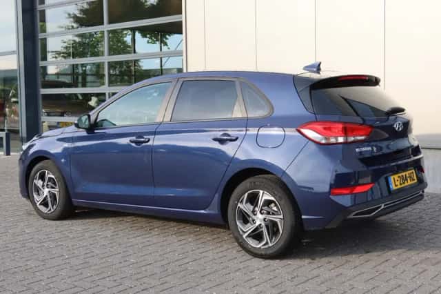 Hyundai i30 (2021) thumbnail 4