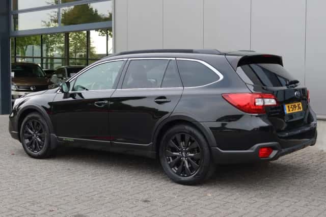 Subaru Outback (2019) thumbnail 4