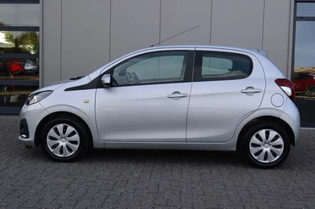 Peugeot 108 (2016) thumbnail 3