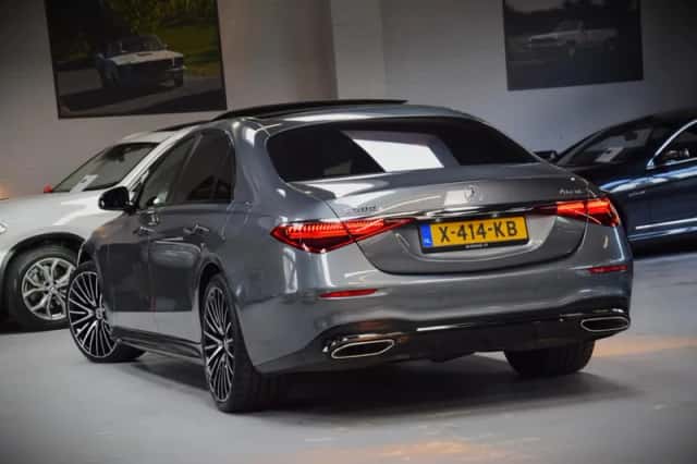 Mercedes-Benz S-Klasse (2023) thumbnail 2