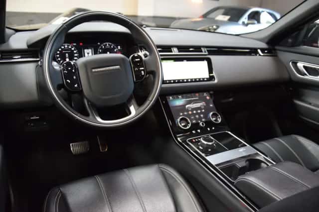 Land Rover Range Rover Velar (2018) thumbnail 3