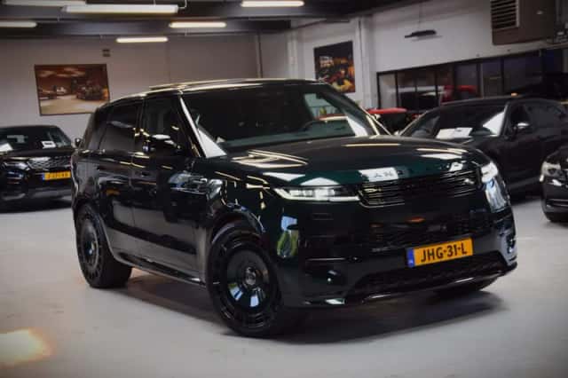 Land Rover Range Rover Sport (2025) thumbnail 1