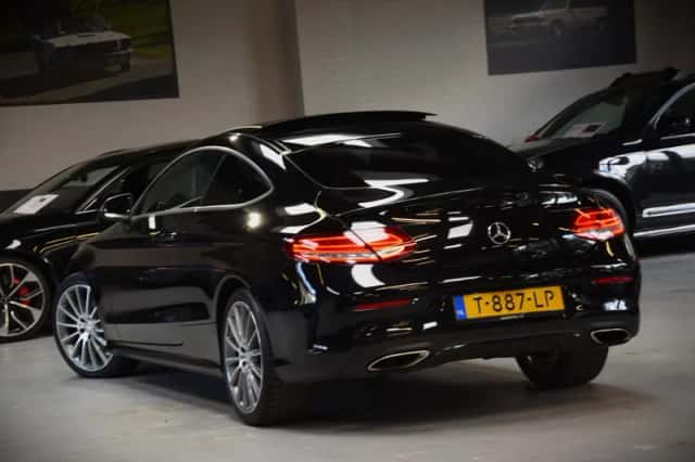 Mercedes-Benz C-Klasse (2016) thumbnail 2
