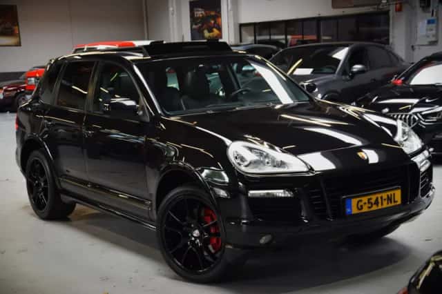 Porsche Cayenne (2009) thumbnail 1