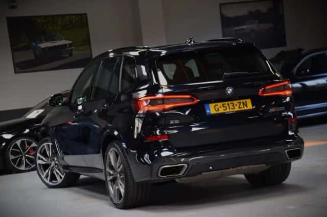 BMW X5 (2020) thumbnail 2