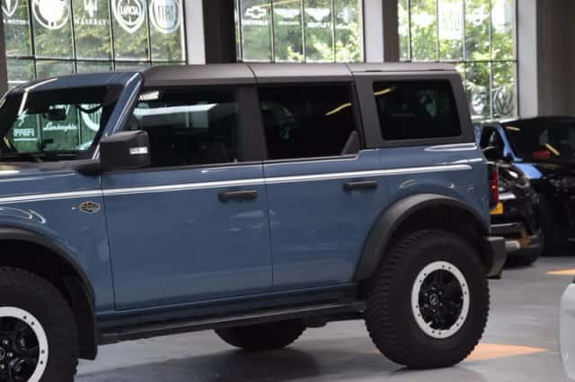 Ford Bronco (2024) thumbnail 6