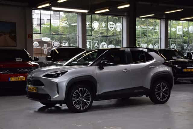 Toyota Yaris Cross (2022) thumbnail 4