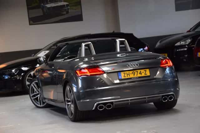 Audi TT (2016) thumbnail 2