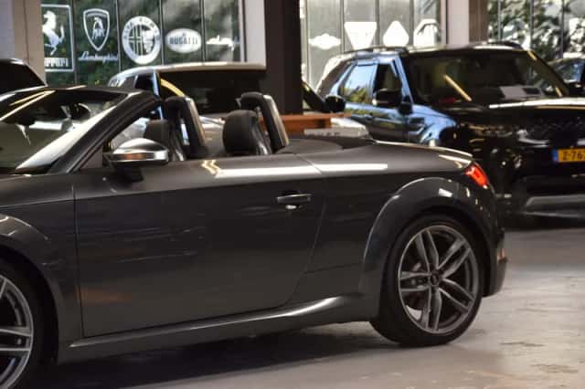 Audi TT (2016) thumbnail 6