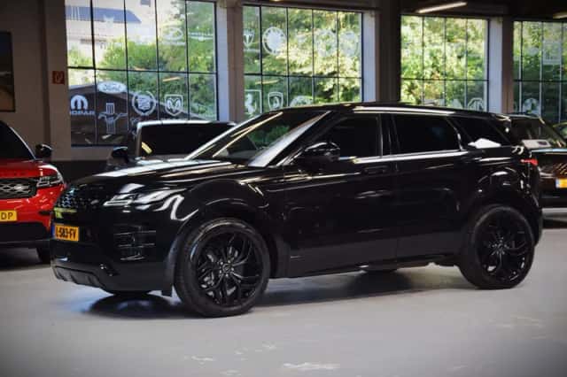 Land Rover Range Rover Evoque (2021) thumbnail 4