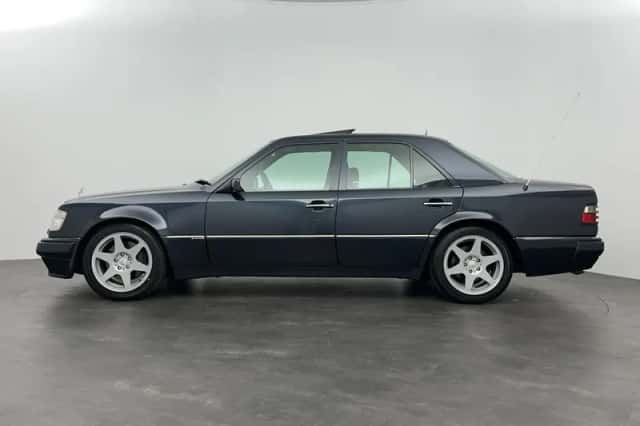 Mercedes-Benz E-Klasse (1995) thumbnail 6