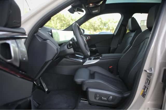 BMW X3 (2026) thumbnail 5