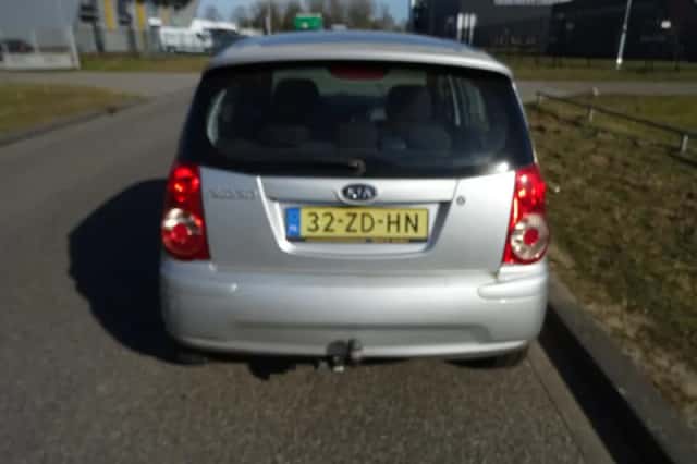 Kia Picanto (2007) thumbnail 4