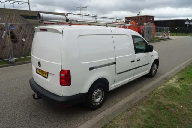 Volkswagen Caddy (2015) thumbnail 5