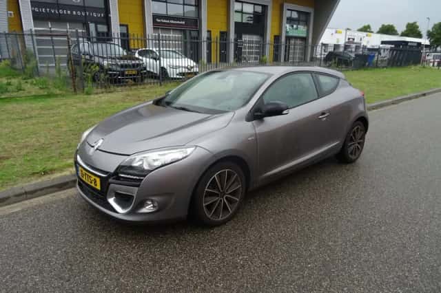 Renault Mégane (2012) thumbnail 1