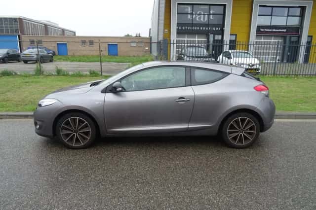 Renault Mégane (2012) thumbnail 2