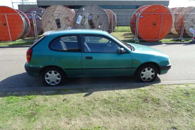 Toyota Corolla (1998) thumbnail 6