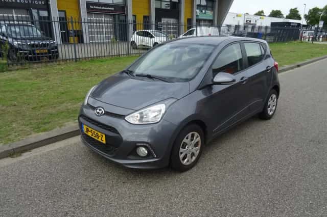 Hyundai i10 (2014) thumbnail 1