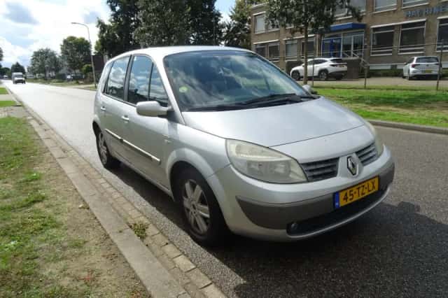 Renault Scénic (2006) thumbnail 5