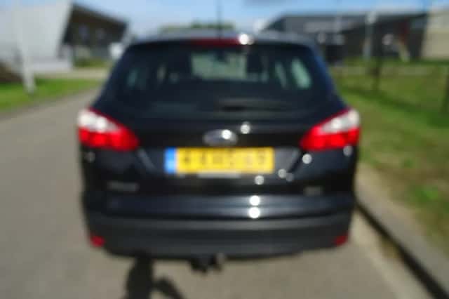 Ford Focus (2013) thumbnail 3