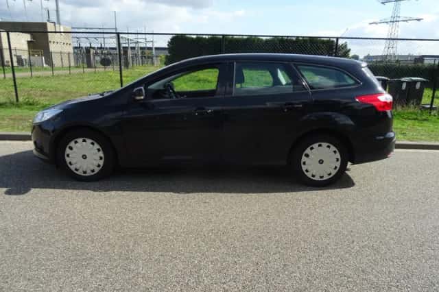 Ford Focus (2013) thumbnail 5