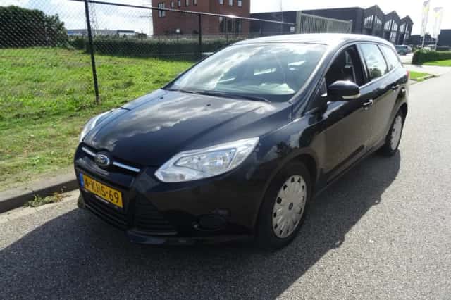 Ford Focus (2013) thumbnail 6
