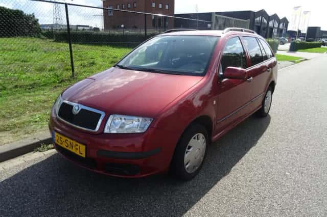 Škoda Fabia (2006) thumbnail 2