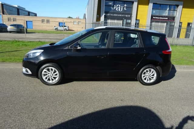 Renault Grand Scénic (2014) thumbnail 2