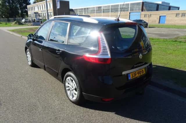 Renault Grand Scénic (2014) thumbnail 3