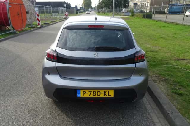 Peugeot 208 (2022) thumbnail 4