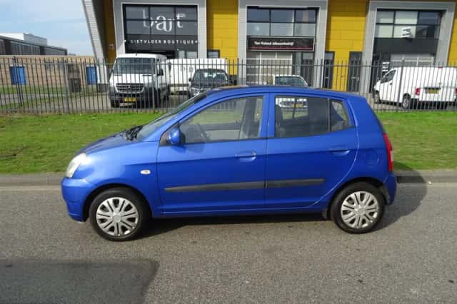 Kia Picanto (2006) thumbnail 2