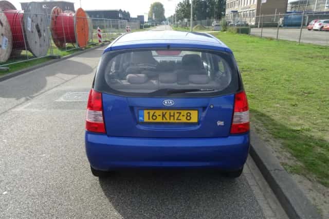Kia Picanto (2006) thumbnail 4